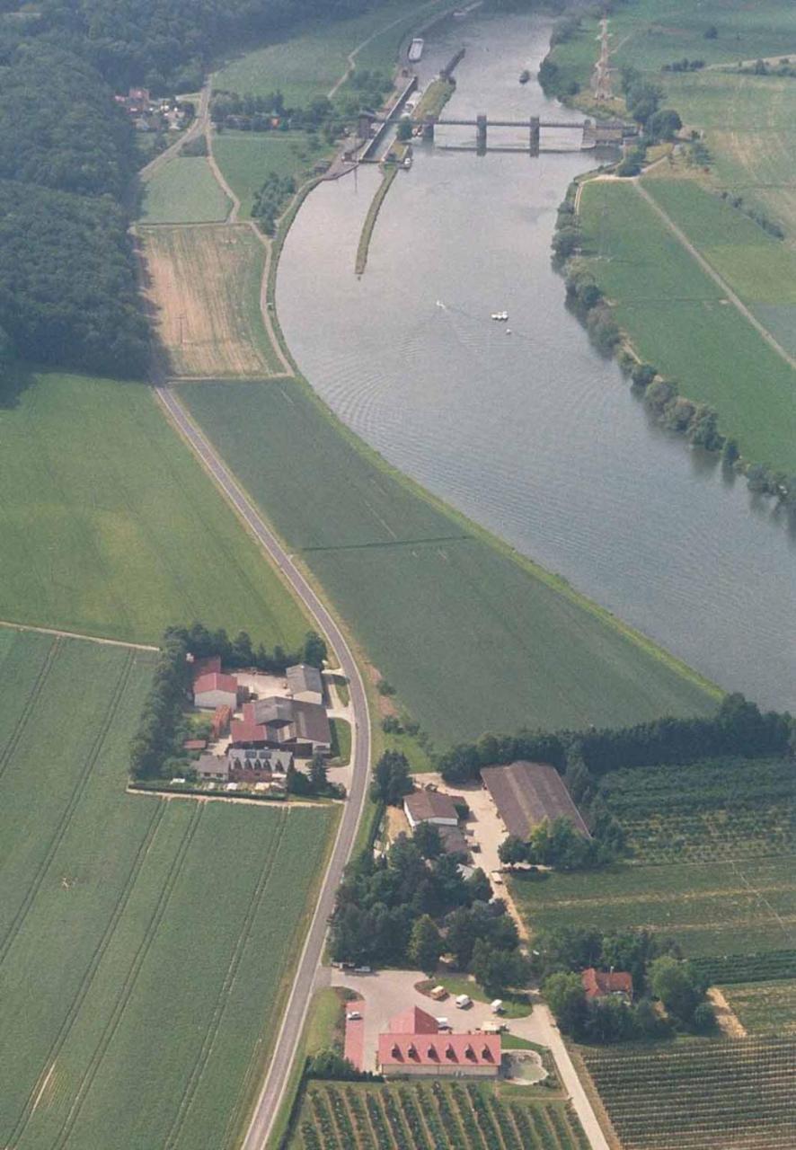 Ferienwohnungen Maintal Karlstadt Exteriör bild