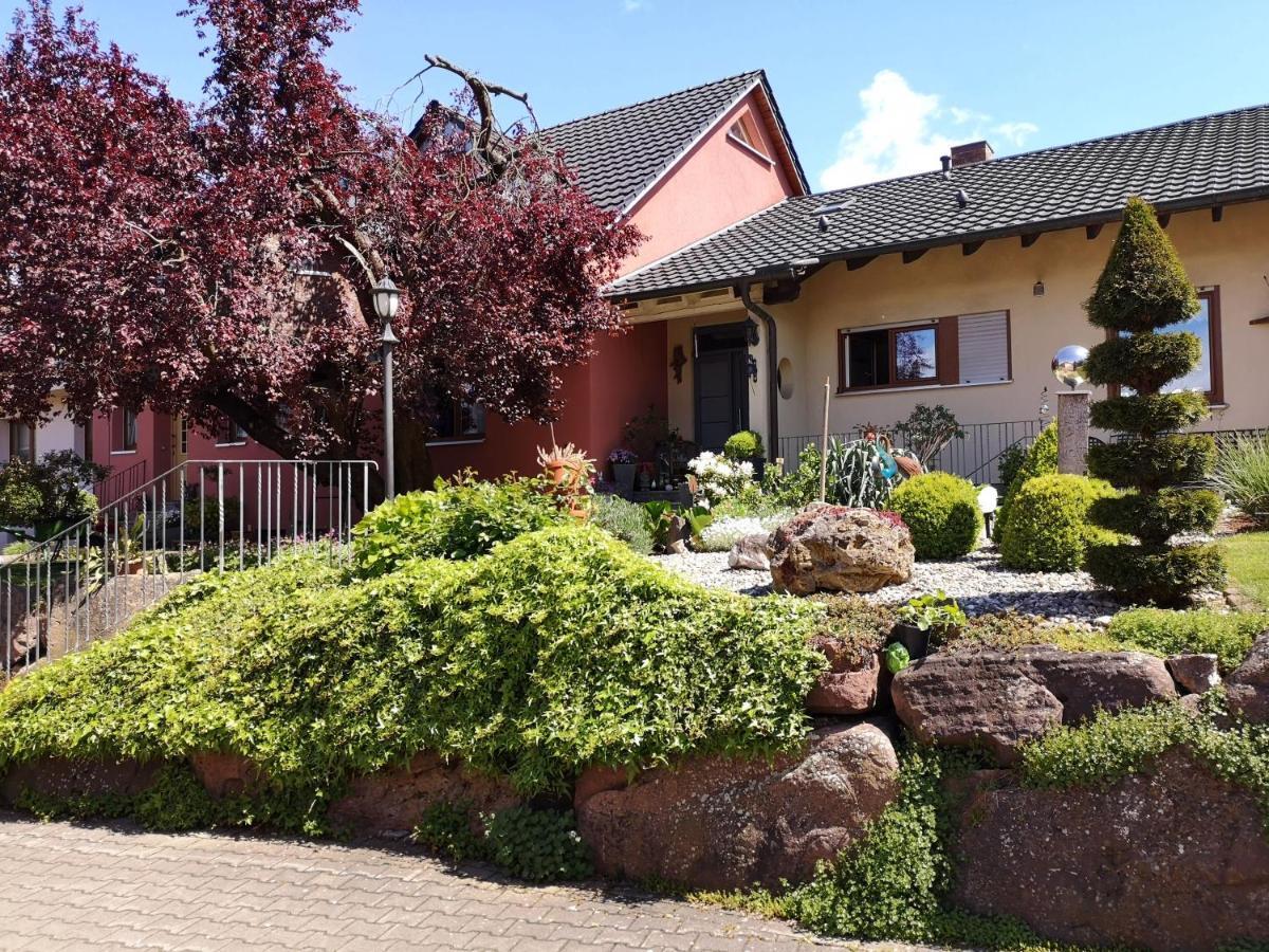 Ferienwohnungen Maintal Karlstadt Exteriör bild